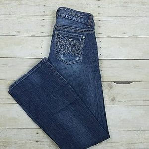 28 Guess Jeans